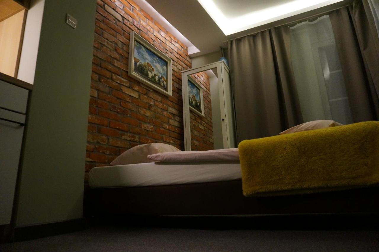 Pokoj Miejski Zielona Góra Exterior foto