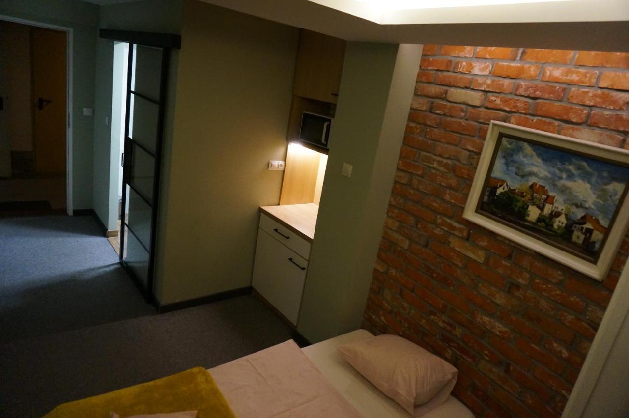 Pokoj Miejski Zielona Góra Exterior foto