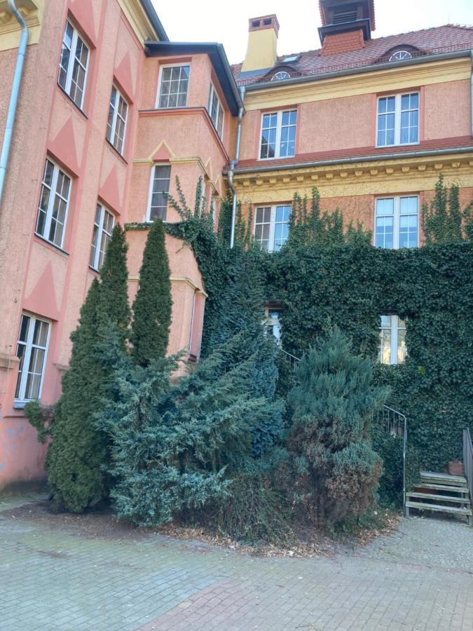 Pokoj Miejski Zielona Góra Exterior foto